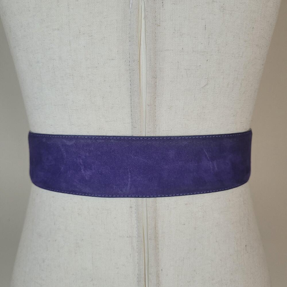 Vintage Purple Suede Leather Belt Small Wide Gold Sculptural Statement Waist 80s - Picture 4 of 8